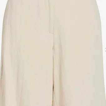 Short Esther