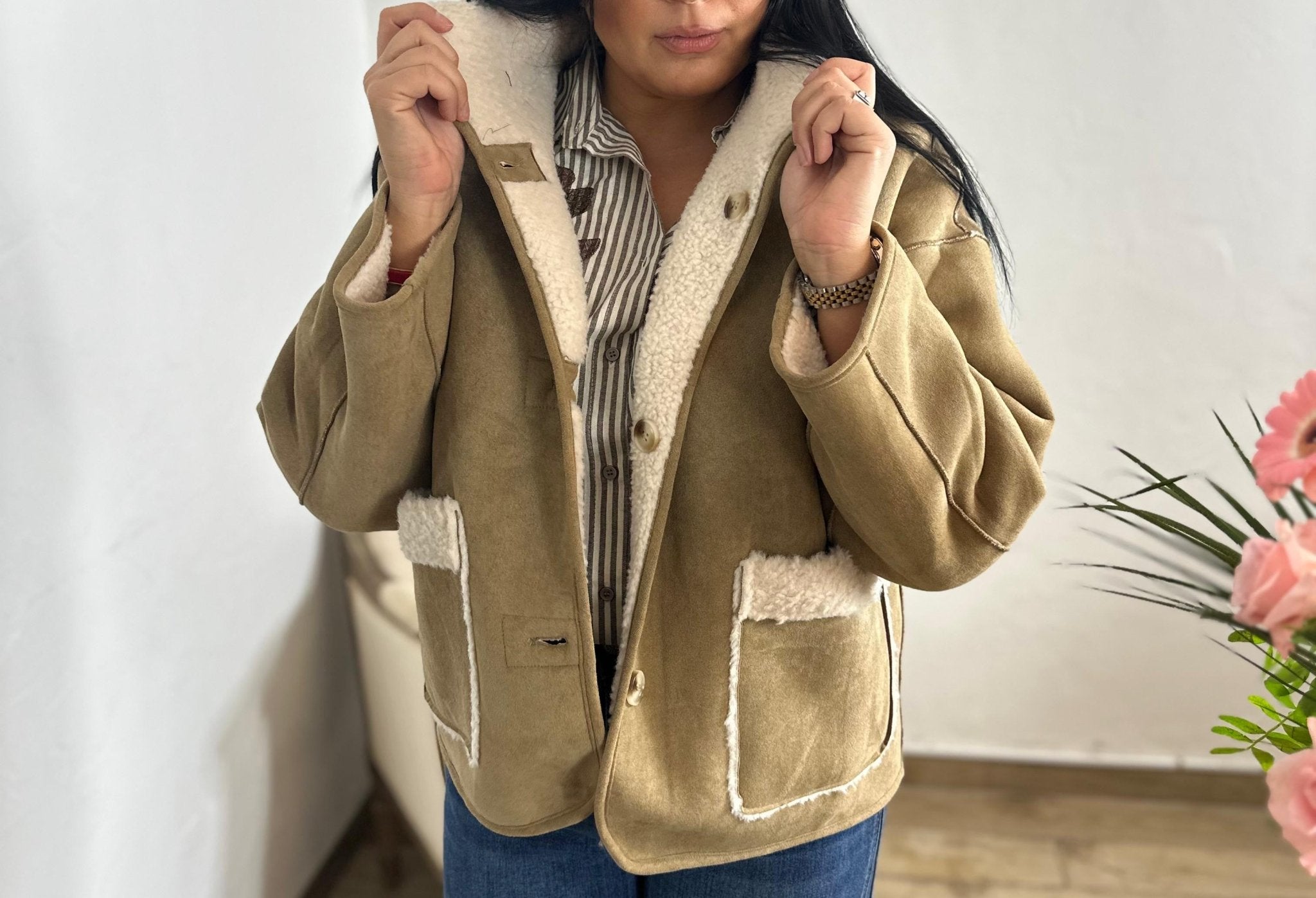 Veste Réversible – Mouton Doux & Suédine Taupe