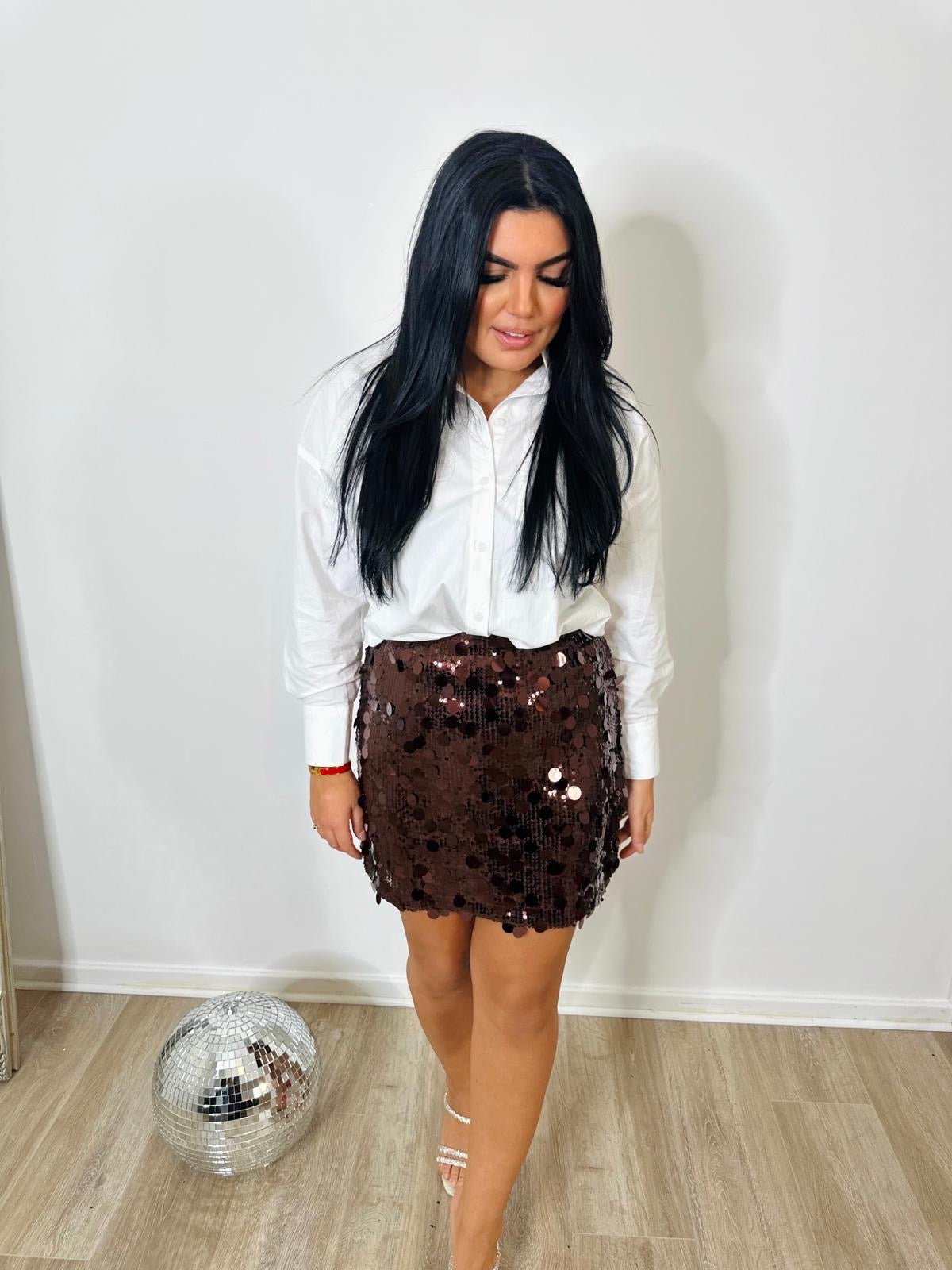 Jupe Sequins Chocolat – L’éclat irrésistible pour vos soirées
