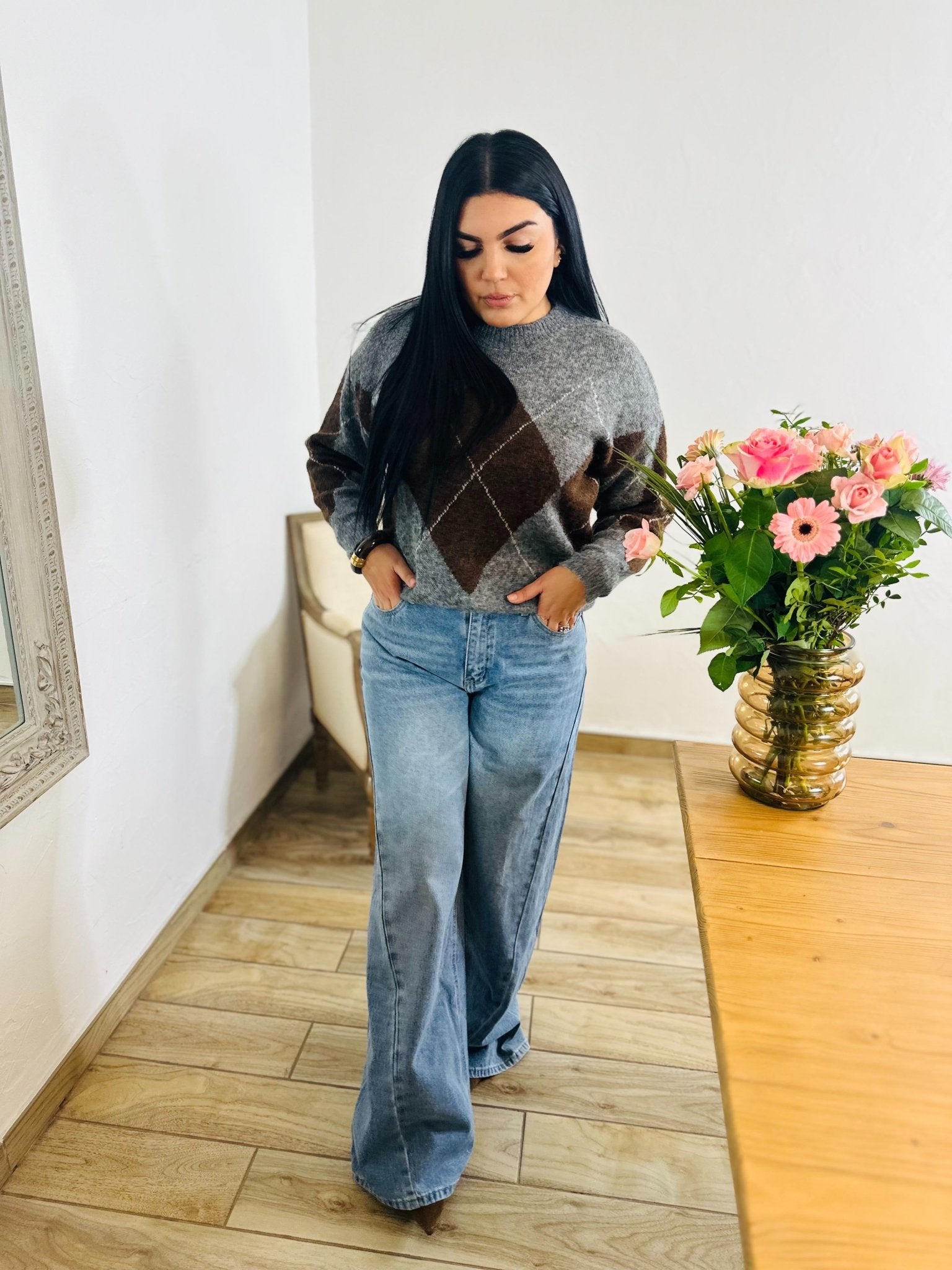 Pull Gris Motif Argyle – Style Chic & Cozy