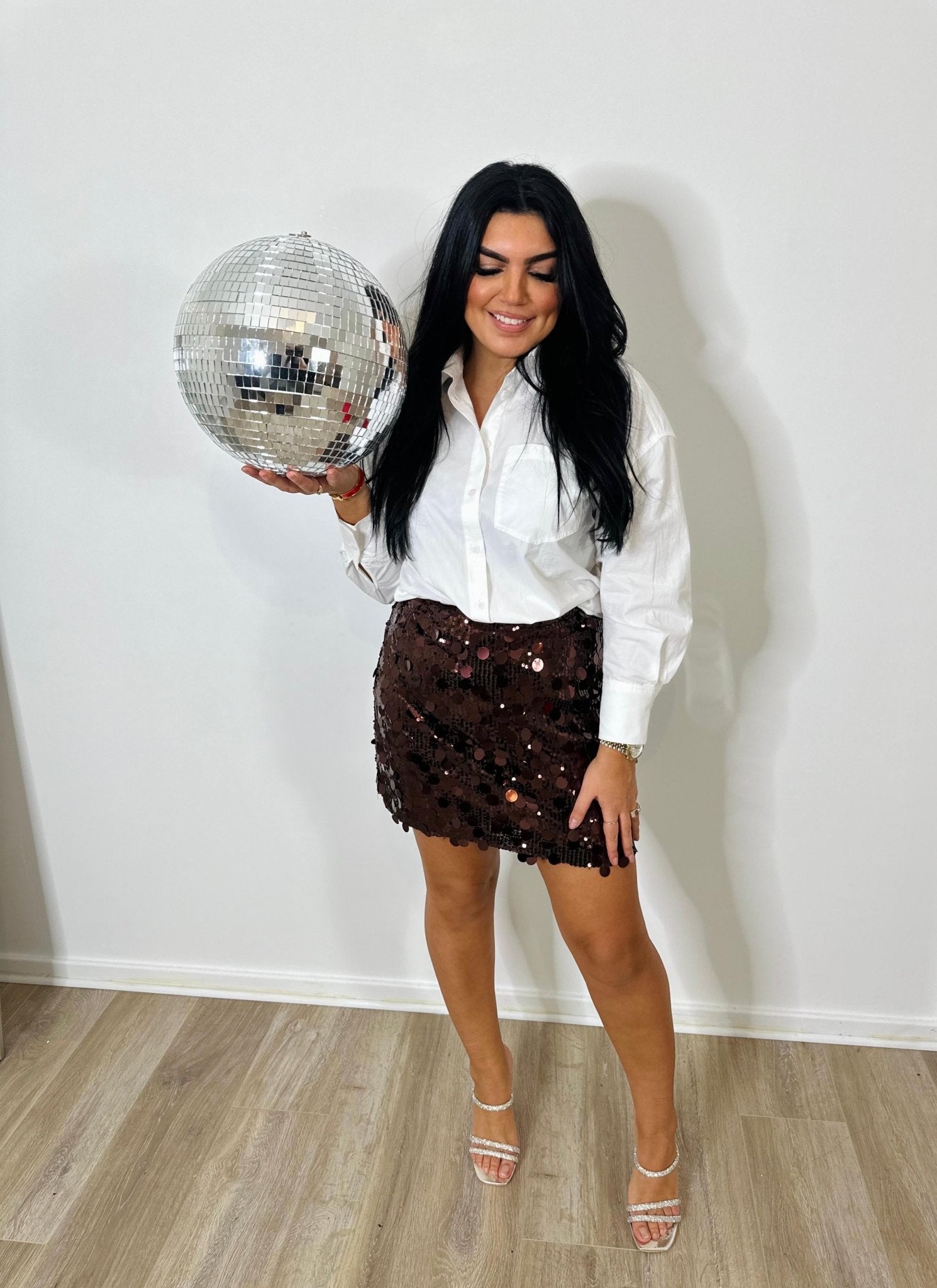 Jupe Sequins Chocolat – L’éclat irrésistible pour vos soirées